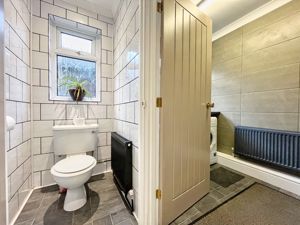 Photo 16- click for photo gallery